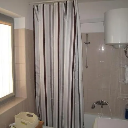 Center - Near The Central Bus Station Apartment *