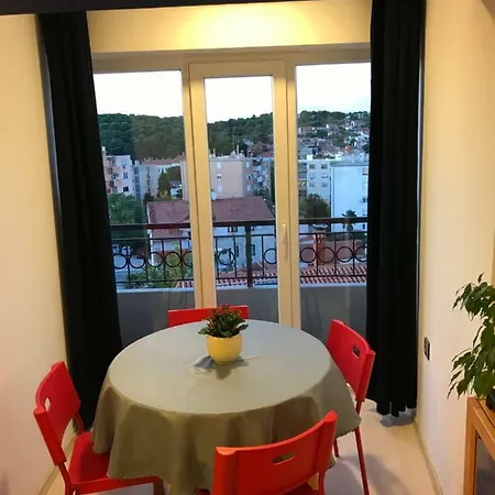 Center - Near The Central Bus Station