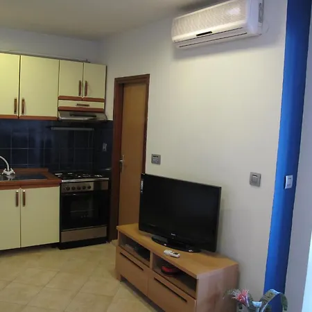 Center - Near The Central Bus Station 아파트 *