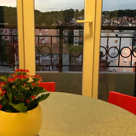 Apartman Center - Near The Central Bus Station *