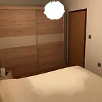 Apartament Center - Near The Central Bus Station